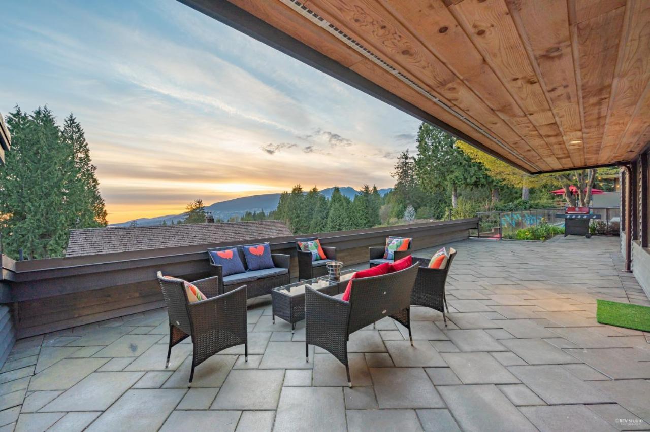 Seymour Private Bedroom, Ensuite Bathroom With Shared Pool, Hot Tub With Views North Vancouver Luaran gambar