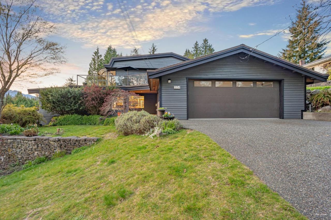Seymour Private Bedroom, Ensuite Bathroom With Shared Pool, Hot Tub With Views North Vancouver Luaran gambar