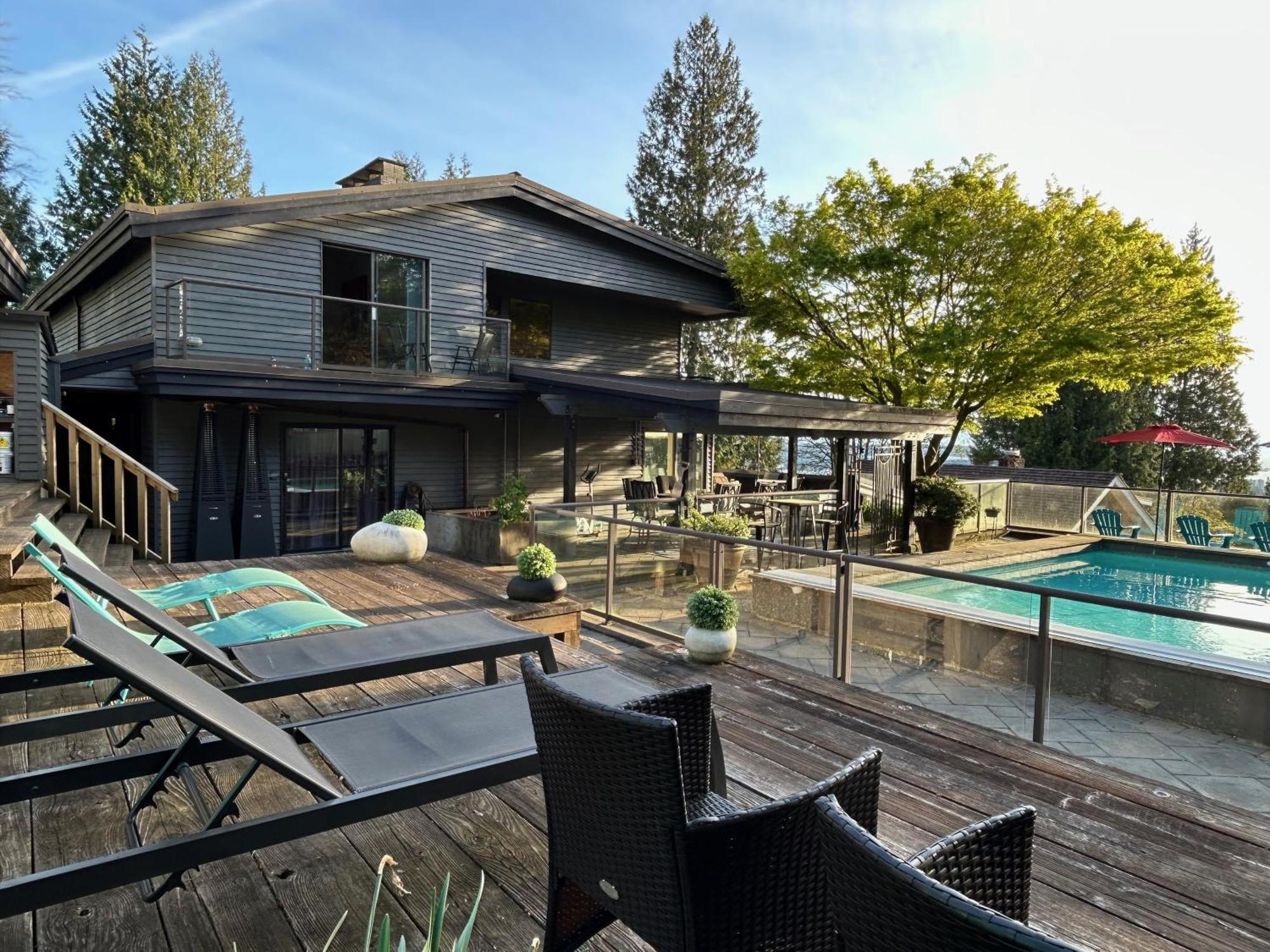Seymour Private Bedroom, Ensuite Bathroom With Shared Pool, Hot Tub With Views North Vancouver Luaran gambar