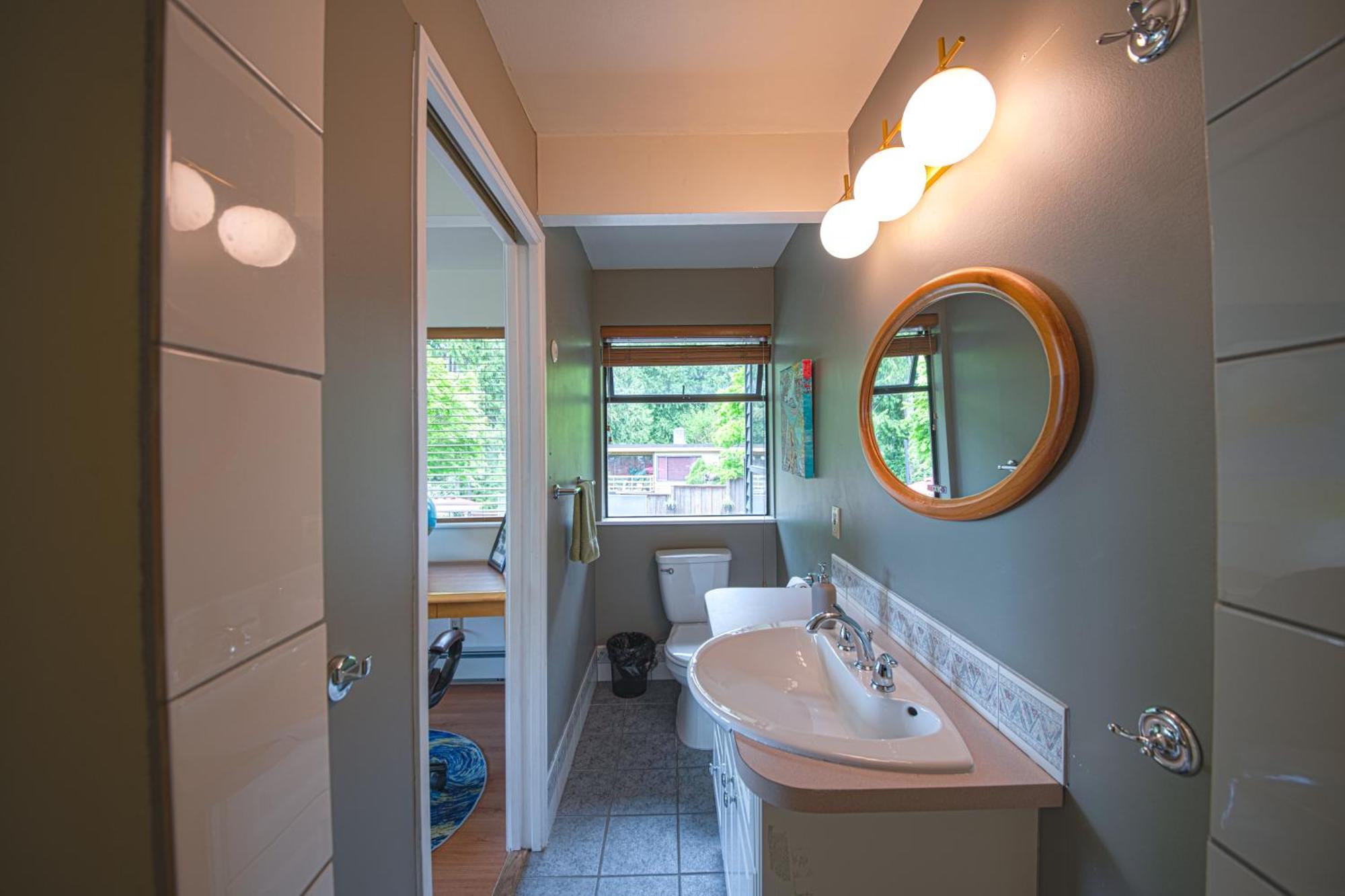 Seymour Private Bedroom, Ensuite Bathroom With Shared Pool, Hot Tub With Views North Vancouver Luaran gambar