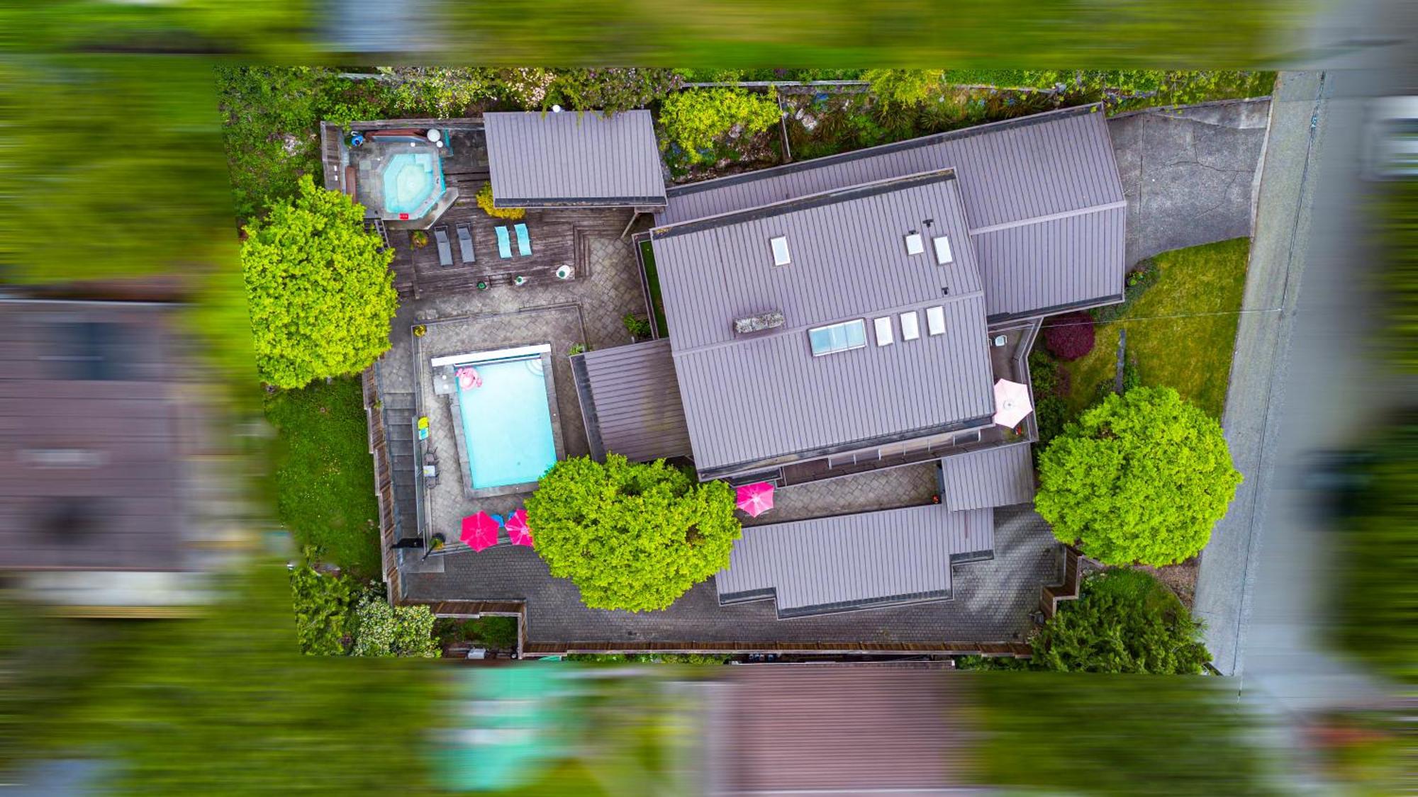 Seymour Private Bedroom, Ensuite Bathroom With Shared Pool, Hot Tub With Views North Vancouver Luaran gambar