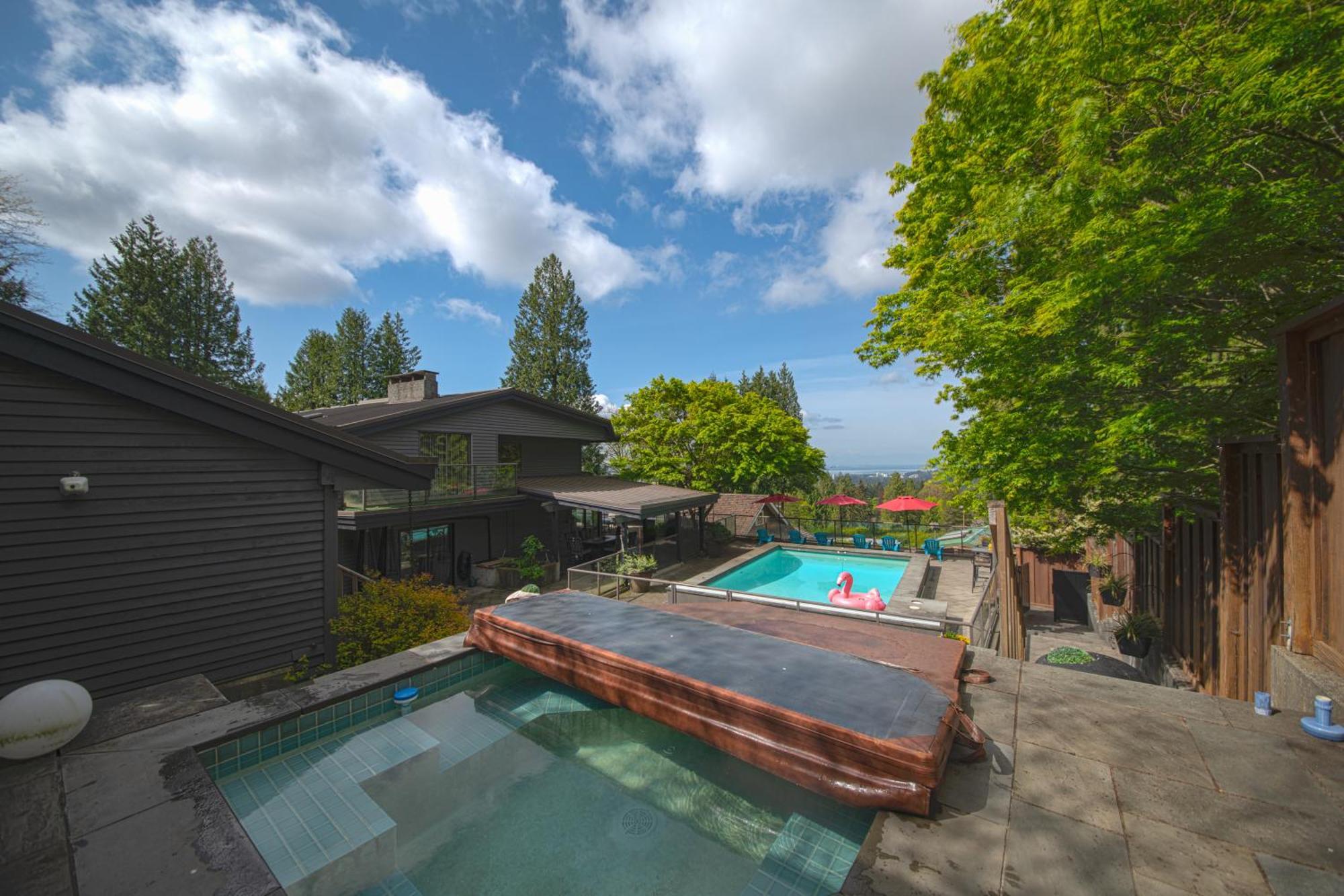 Seymour Private Bedroom, Ensuite Bathroom With Shared Pool, Hot Tub With Views North Vancouver Luaran gambar