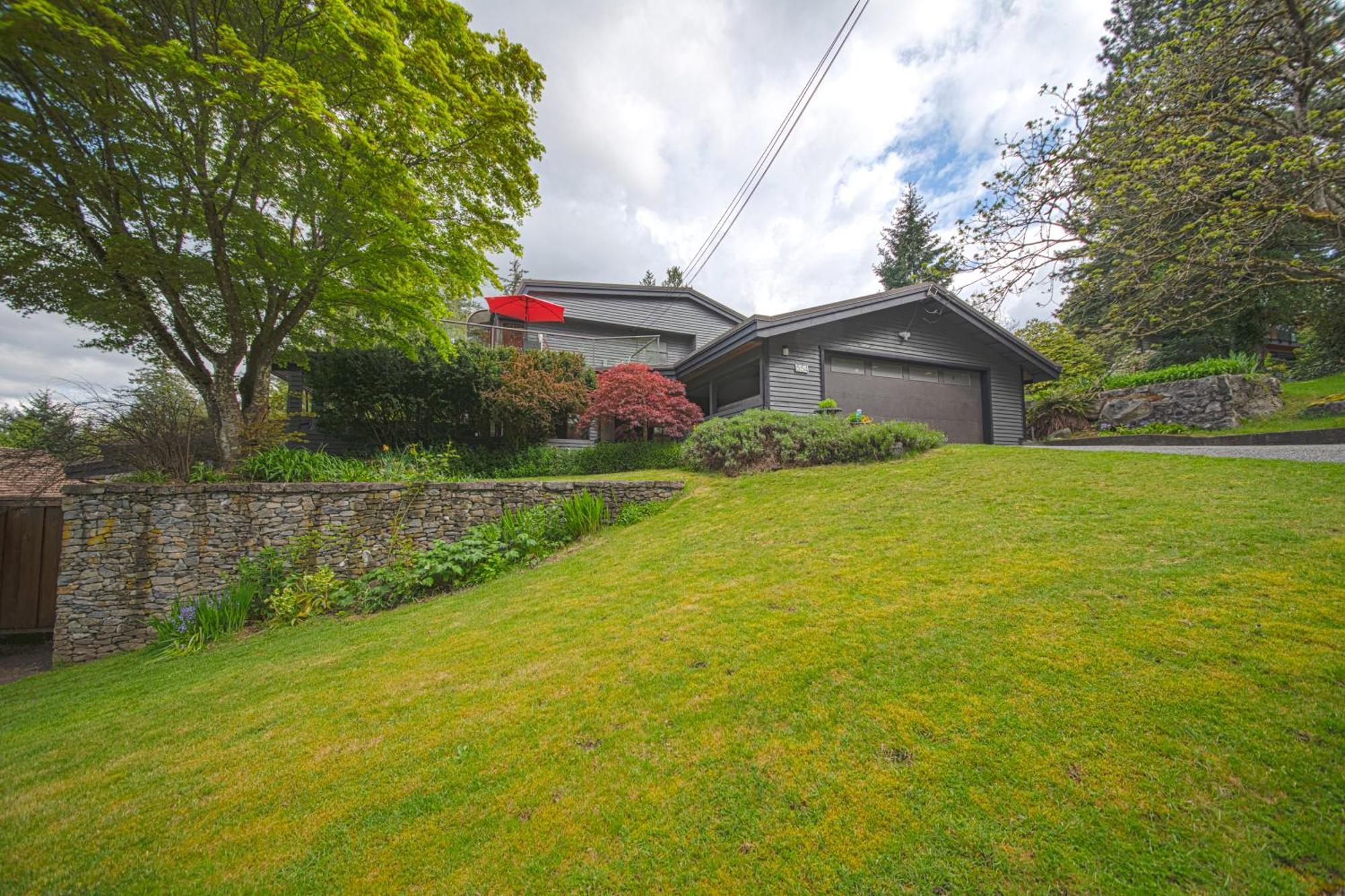 Seymour Private Bedroom, Ensuite Bathroom With Shared Pool, Hot Tub With Views North Vancouver Luaran gambar